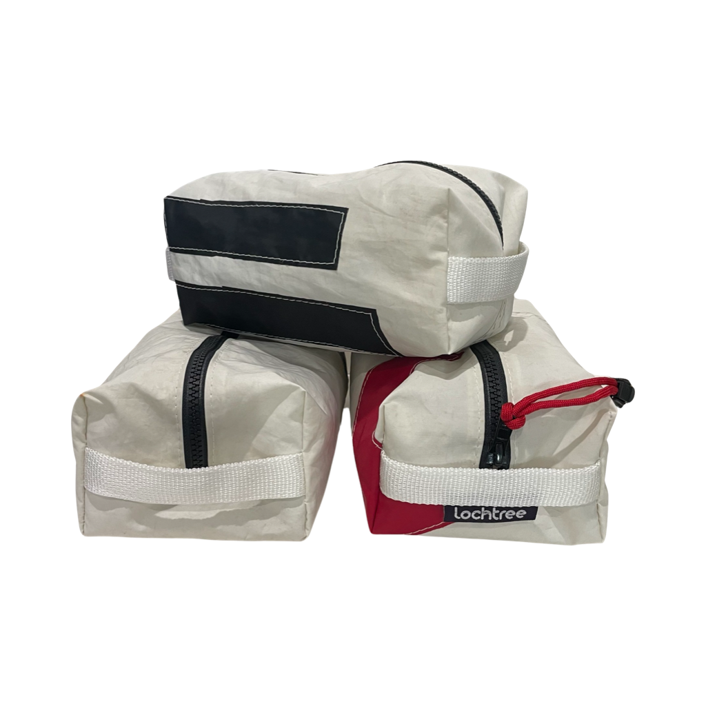 Lochtree_Dopp Kits_White